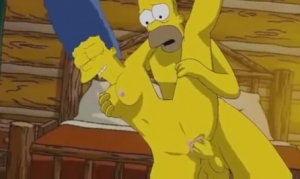Жёлтый полудурок Гомер окучивает просторы своей Мардж Симпсон, в загородном доме где то на Аляске